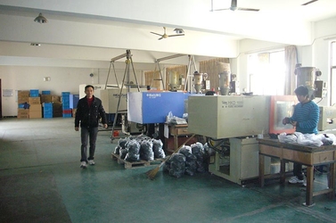 Ningbo Baoda Developing Co.,Ltd. ligne de production en usine